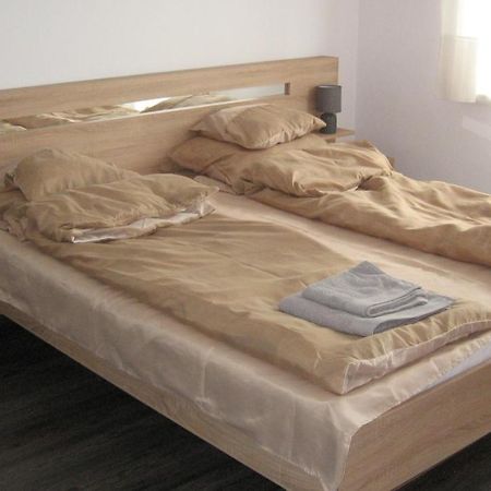 Hz Apartman Miskolc Lägenhet Exteriör bild
